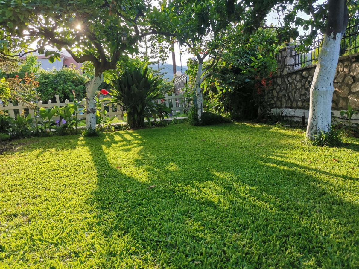 Nely'S Luxury Home Nydri  Esterno foto